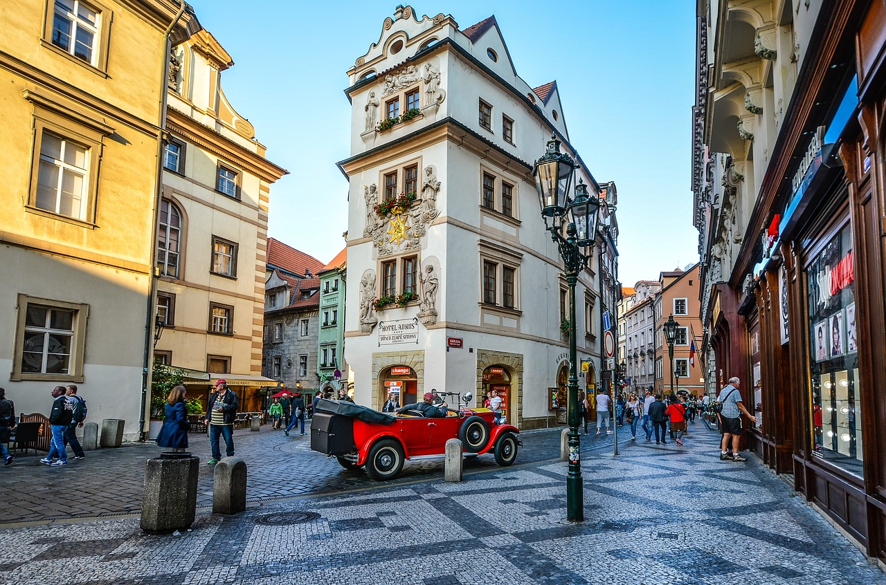 Top 10 Must-Visit Cities in Europe for First-Time Travelers